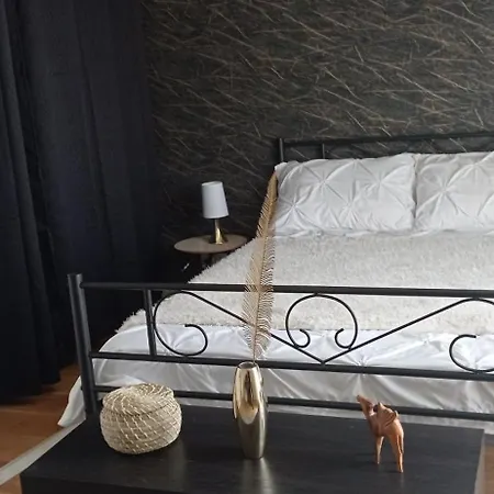 Pensión Au Bonheur Du Logis *